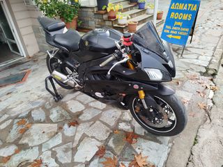 Yamaha YZF-R6 2006-thumb-5