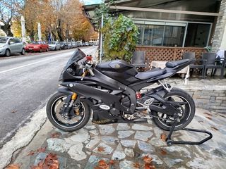 Yamaha YZF-R6 2006-thumb-3