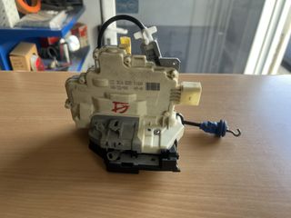 Q7/Passat/Tiguan/Ibiza/Superb κλειδαριά πίσω δεξιά 7PIN 3C4839016A