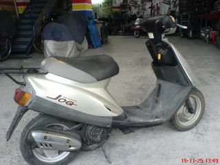Yamaha JOG 1995 3KJ.ΛΕΙΤΟΥΡΓΕΙ.EXEI XAΡΤΙΑ.ΔEN ΕΧΕΙ ΠΙΝΑΚΙΔΑ..