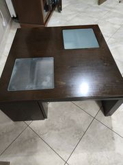 Τραπεζάκι σαλονιού