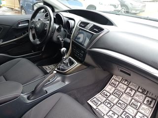 Honda Civic 2016 1.4I-VTEC SPORT!!!-thumb-15