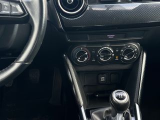 Mazda 2 2017 Center-Line-thumb-23