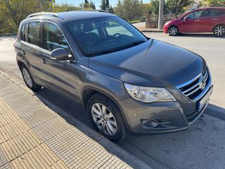 Volkswagen Tiguan 2011-thumb-2
