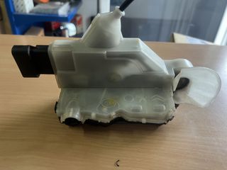 Citroen C3 ‘16-24 κλειδαριά εμπρός αριστερή 6PIN PSA123981/16942935