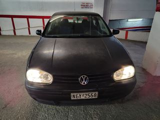 Volkswagen Golf 2000 1600 8v
