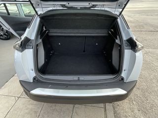 Peugeot 2008 2025 1.2 Puretech 100 Style-thumb-7