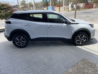 Peugeot 2008 2025 1.2 Puretech 100 Style-thumb-3