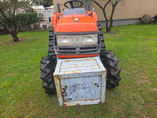 Ερπυστριοφόρα Τρακτέρ Kubota 2010 GT21-thumb-1