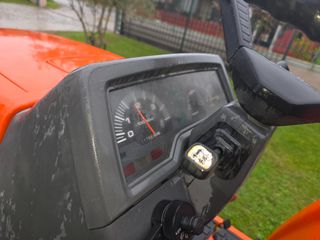 Ερπυστριοφόρα Τρακτέρ Kubota 2010 GT21-thumb-8
