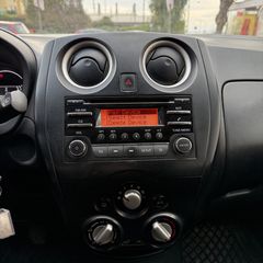Nissan Note 2015-thumb-15