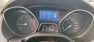 Ford Focus 2011-thumb-3