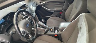 Ford Focus 2011-thumb-5
