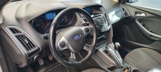 Ford Focus 2011-thumb-6