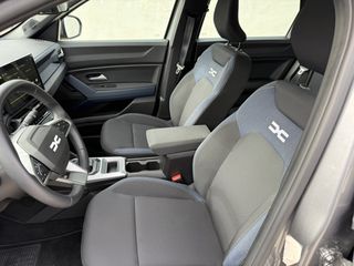 Dacia Bigster 2025 Expression hybrid 155hp - 4 Χρόνια Εργοστασιακή Εγγύηση!-thumb-21