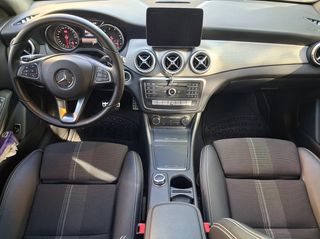 Mercedes-Benz CLA 180 2016 URBAN-thumb-6