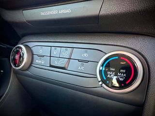 Ford Fiesta 2019 ST LINE VAN-thumb-13