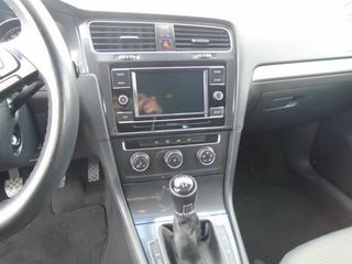 Volkswagen Golf 2020 1.6 TDI BLUEMOTION-thumb-12