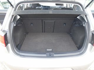 Volkswagen Golf 2020 1.6 TDI BLUEMOTION-thumb-19