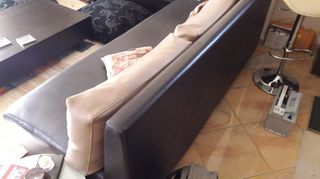 Καναπές τριθέσιος δερματινη