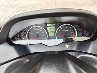 Suzuki Burgman 400 2015 ABS-thumb-4