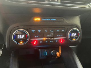 Ford Focus 2019 ST LINE 1.0 ECOBOOST 125 HP NAVI LED-thumb-16