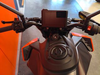 KTM 990 Duke 2024 ΜΕ ΝΕΑ ΧΑΜΗΛΩΤΕΡΗ ΤΙΜΗ!-thumb-5