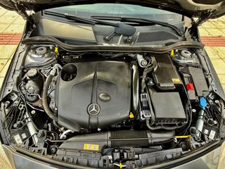 Mercedes-Benz A 200 2016 URBAN-thumb-9