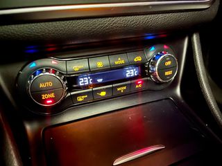 Mercedes-Benz GLA 180 2015 AMG ΠΑΝΟΡΑΜΑ-thumb-17