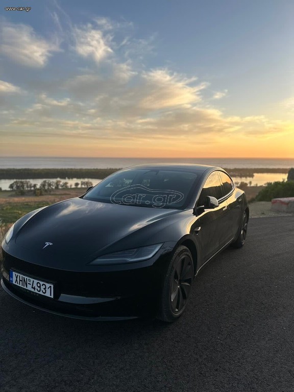 Tesla Model 3 2024 Long Range