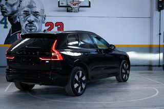 Volvo XC 60 2023 ΕΛΛΗΝΙΚΟ/ T6 / PLUS DARK EDITION/ PANORAMA-thumb-30