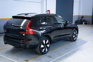 Volvo XC 60 2023 ΕΛΛΗΝΙΚΟ/ T6 / PLUS DARK EDITION/ PANORAMA-thumb-12