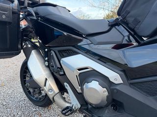 Honda X-ADV 2022-thumb-15