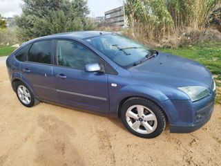 Ford Focus 2005 Θέλει μηχανή -Μεταβιβαζετε-thumb-1