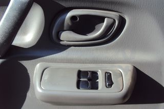 Suzuki Ignis 2001 1.3 VVTI 16V ΜΟΝΟ ΓΙΑ ΑΝΤΑΛΛΑΚΤΙΚΑ-thumb-12