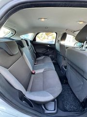 Ford Focus 2012 WERKE AG-thumb-5