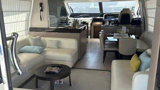 Azimut 2021 72 Flybridge-thumb-17