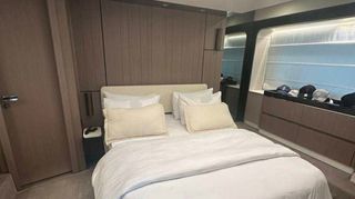 Azimut 2021 72 Flybridge-thumb-21
