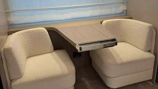 Azimut 2021 72 Flybridge-thumb-23