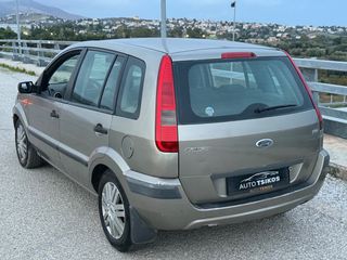 Ford Fusion 2004-thumb-4