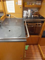 Bavaria 2011 Cruiser 32-thumb-13