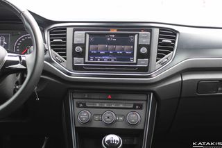 Volkswagen T-Roc 2022 1.0L TSI-Clima -  5 ΕΤΗ ΕΓΓΥΗΣΗ* & 2 ΧΡΟΝΙΑ ΔΩΡΕΑΝ SERVICE-thumb-19