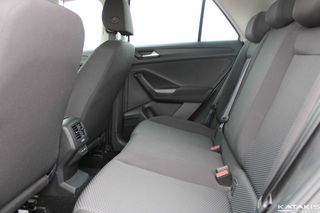 Volkswagen T-Roc 2022 1.0L TSI-Clima -  5 ΕΤΗ ΕΓΓΥΗΣΗ* & 2 ΧΡΟΝΙΑ ΔΩΡΕΑΝ SERVICE-thumb-10
