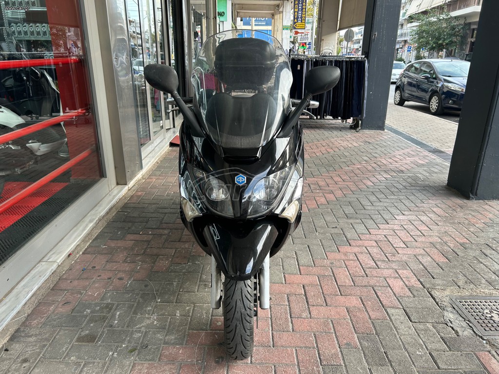 Piaggio XEvo 250 2010 .