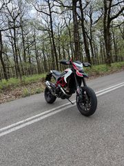 Ducati Hypermotard 821 2015 SP-thumb-4
