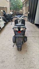 Piaggio MP3 300 LT 2012 MP3 300 LT-thumb-1