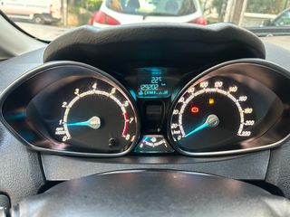 Ford Fiesta 2015-thumb-14
