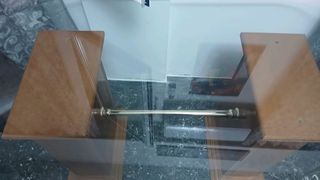 τραπεζαρία σαλονιού με κρύσταλλο και 5 δερμάτινες καρέκλες