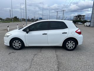 Toyota Auris 2012 1.4L Diesel-thumb-3