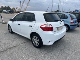 Toyota Auris 2012 1.4L Diesel-thumb-4
